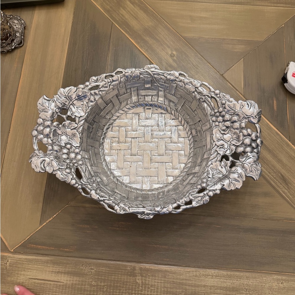 Arthur Court Grape Collection Bread Basket